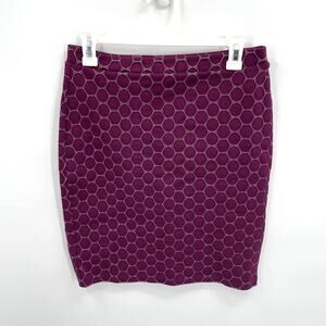 Stitch Fix Leota Pull On Honeycomb Print Skirt // PS